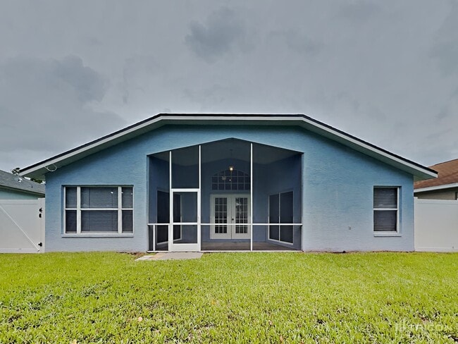 Building Photo - 7935 Fashion Loop