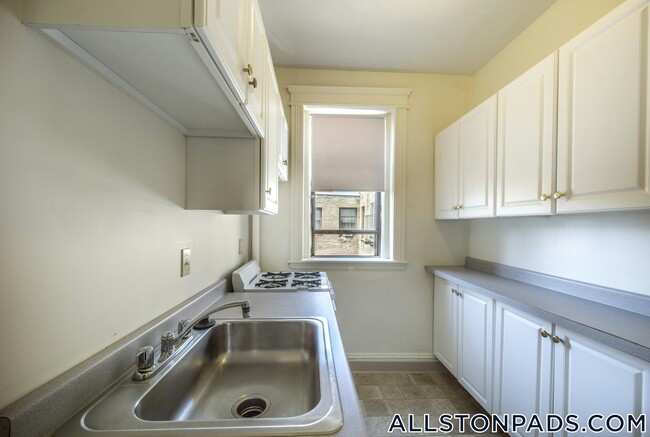Building Photo - 1144 Commonwealth Ave