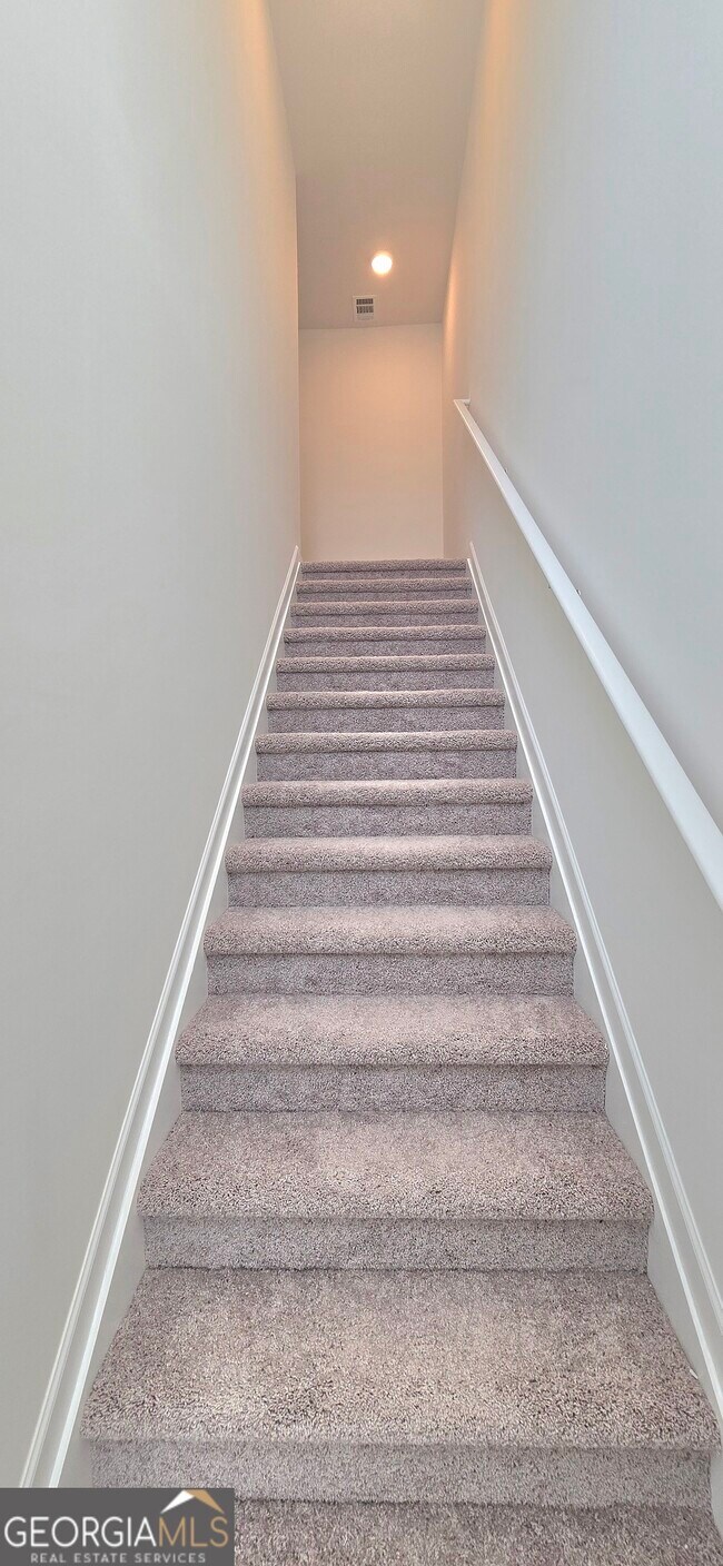 Building Photo - 34 Russet Wy