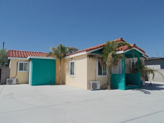 Primary Photo - 245 N 23rd St