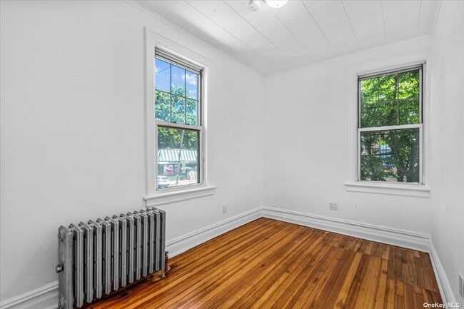 Building Photo - 1059 Vincent Ave