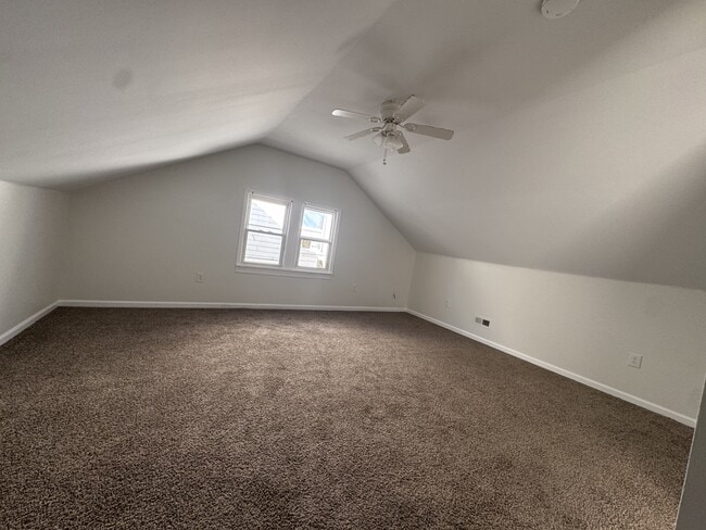 Building Photo - 310 S 42nd St