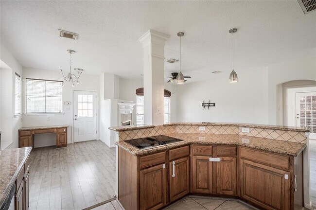 Building Photo - 3807 Abalone Cove