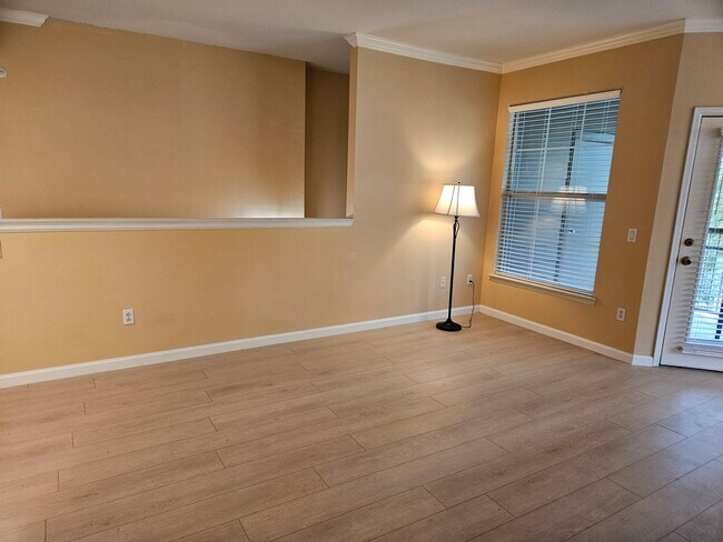 Building Photo - 7442 S Quail Cir