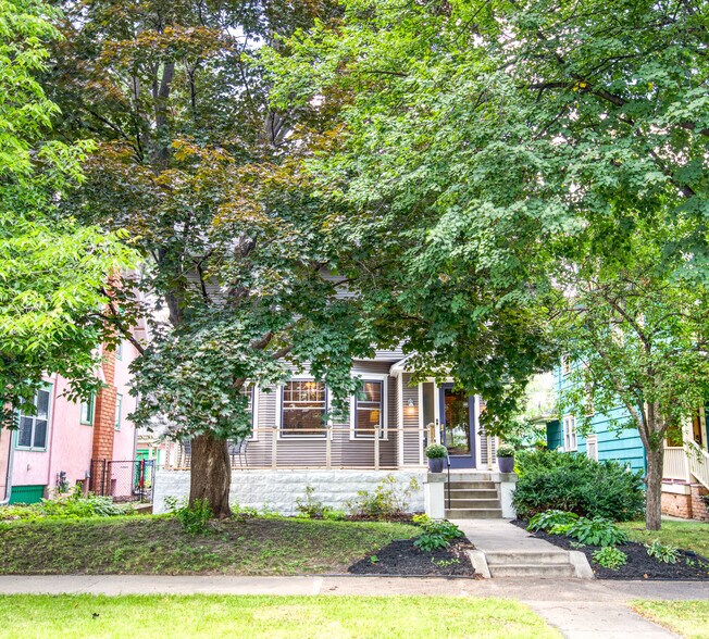 Building Photo - 1003 Goodrich Ave