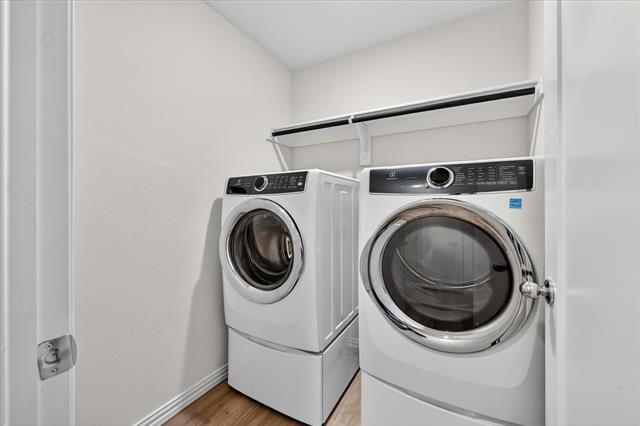 Building Photo - 102 Goel St