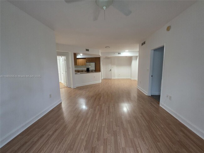 Building Photo - 510 NW 84th Ave