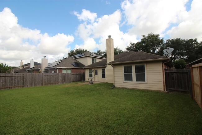 Building Photo - 16531 Sperry Gardens Dr