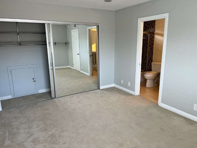 Building Photo - $4,500 - 4 Bed / 3 Bath House in Rancho Del Rey