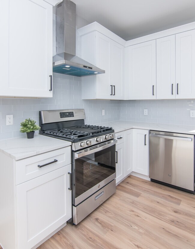 Building Photo - 8006 Gault St