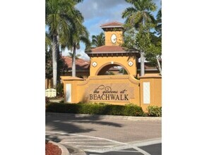 Building Photo - Annual 2-bedroom Condo in The Gardens At Beach Walk! Water Included!