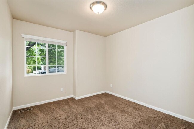 Building Photo - 2255 Sopris Cir