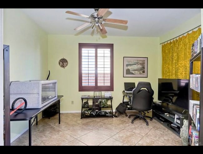 Building Photo - 536 Via Del Caballo