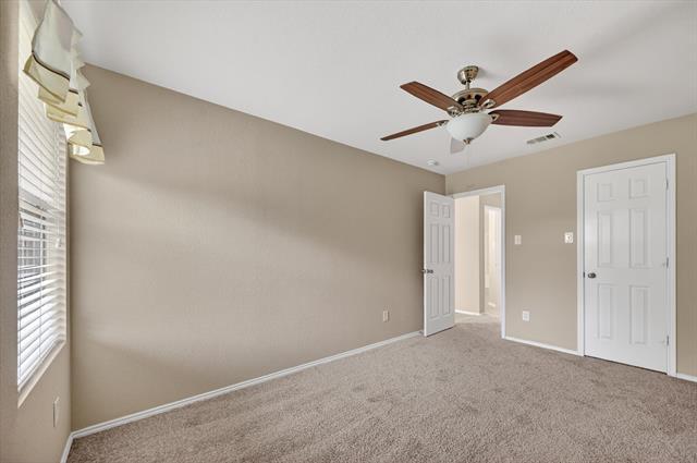 Building Photo - 5640 Lincolnwood Dr