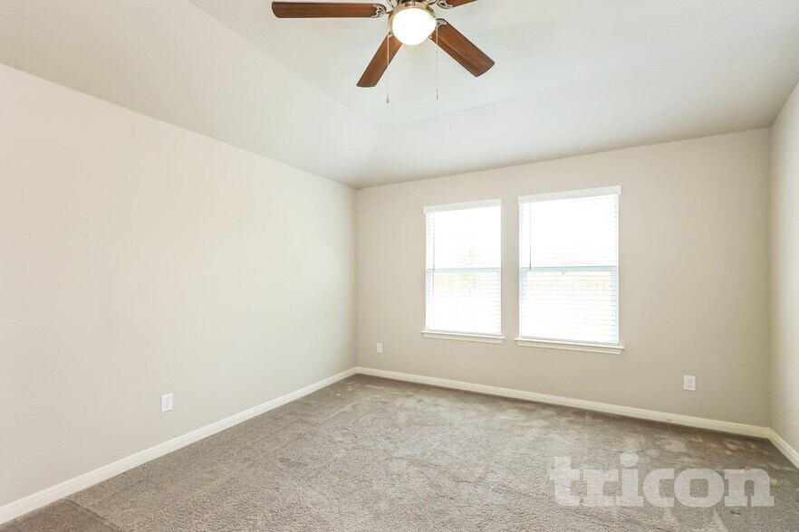 Building Photo - 5818 Nyla Wy