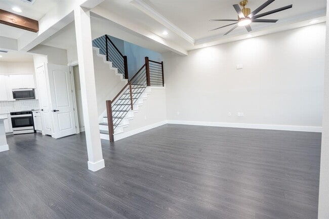 Building Photo - 162 Meadow View Blvd