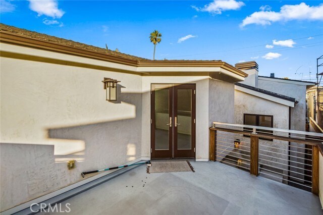 Building Photo - 518 Marigold Ave