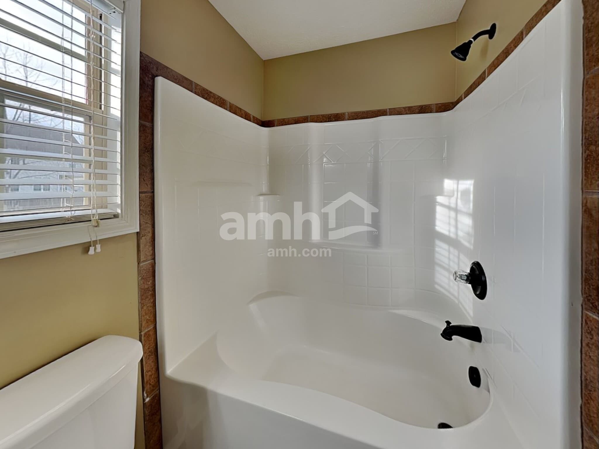 Building Photo - 1116 Chinook Cir