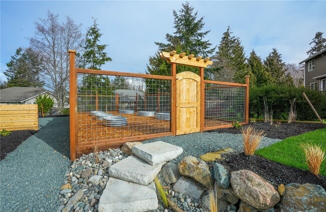 Building Photo - 3906 Crosswinds Ct