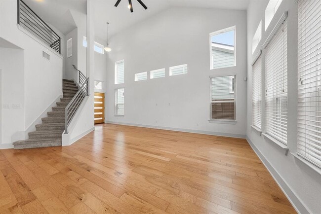 Building Photo - 1501 Homespun Rd