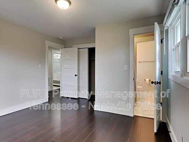 Building Photo - 510 Spring Ln
