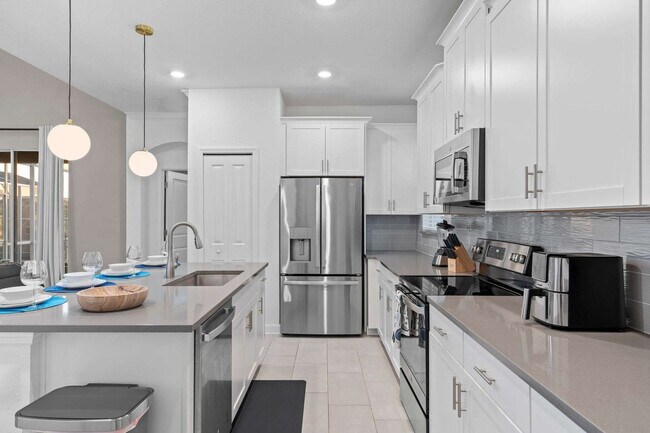 Building Photo - 581 Drop Shot Dr