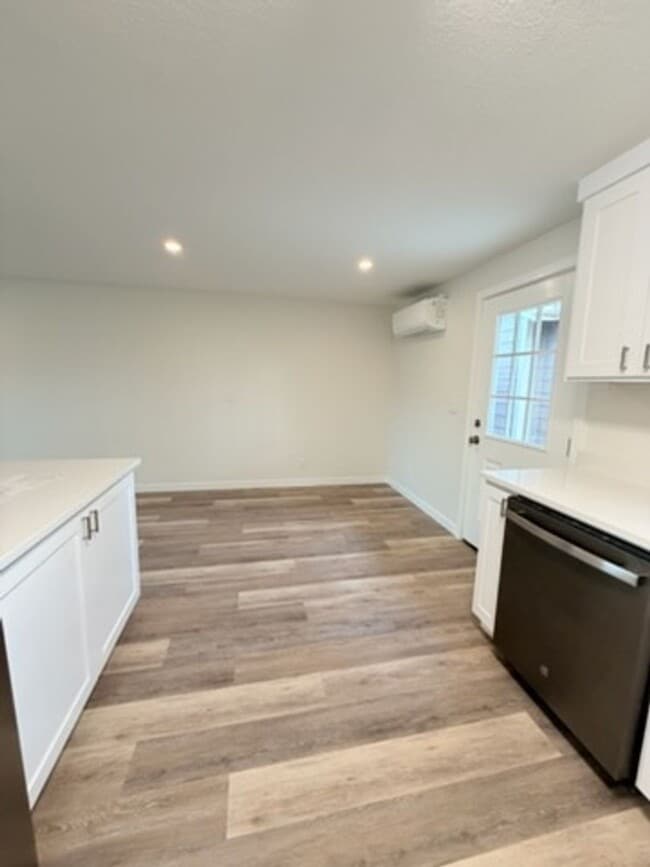 Building Photo - Beautifully Remodeled 4-Bedroom Home Backing to Park – Desirable Keizer Neighborhood