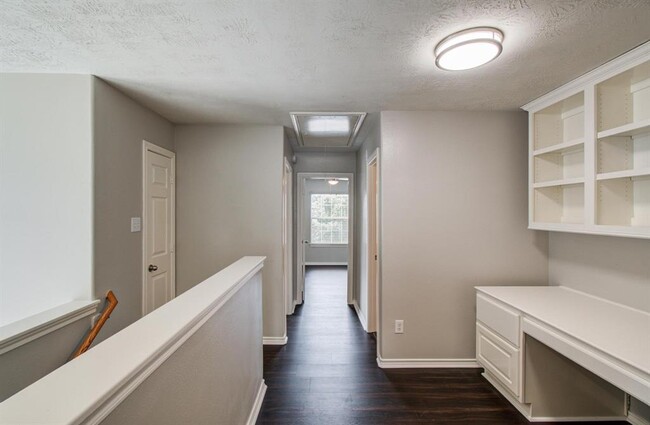 Building Photo - 25266 Boulder Bend Ln