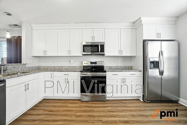 Building Photo - 159 Stoney Ridge Ave