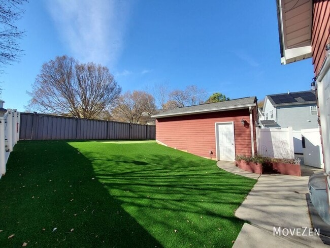 Building Photo - 1508 Peaceful Way Dr