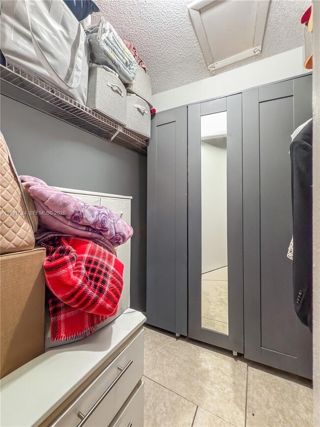 Building Photo - 7411 SW 152nd Ave