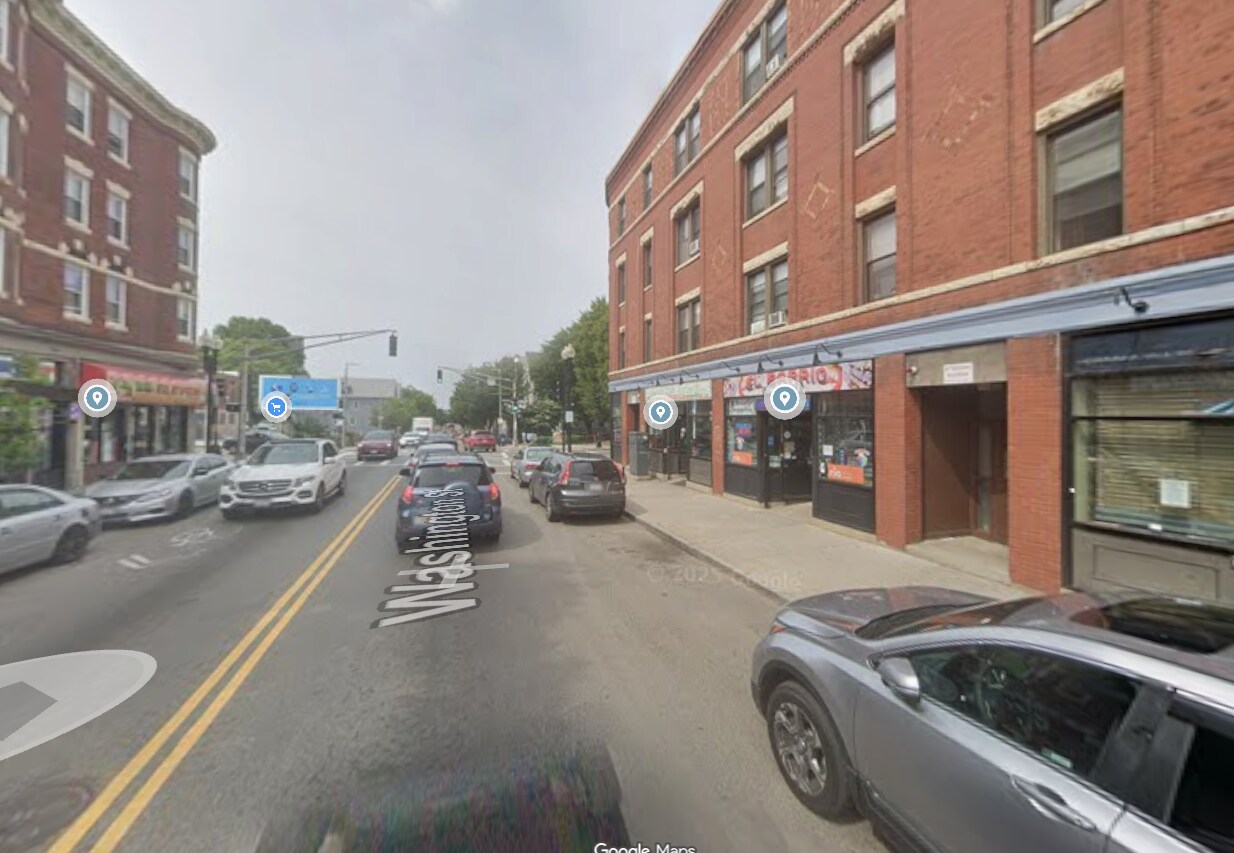 Building Photo - 3103 Washington St