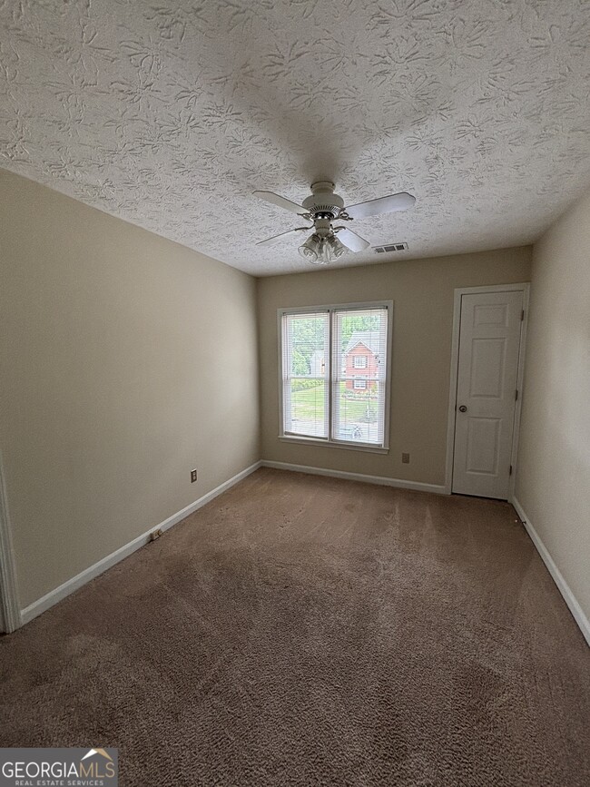 Building Photo - 3330 Ridgerock Way