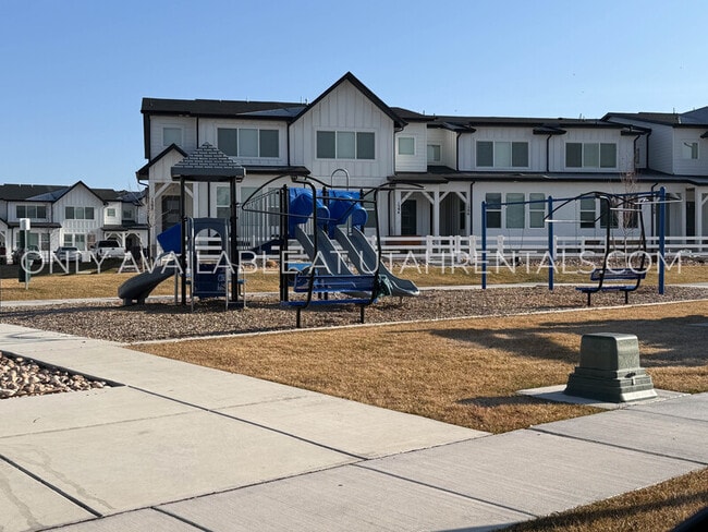 Building Photo - 626 W 1330 S