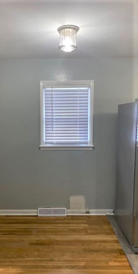 Building Photo - Minutes from UPTOWN! 4 Bedroom!  100% Remodeled!