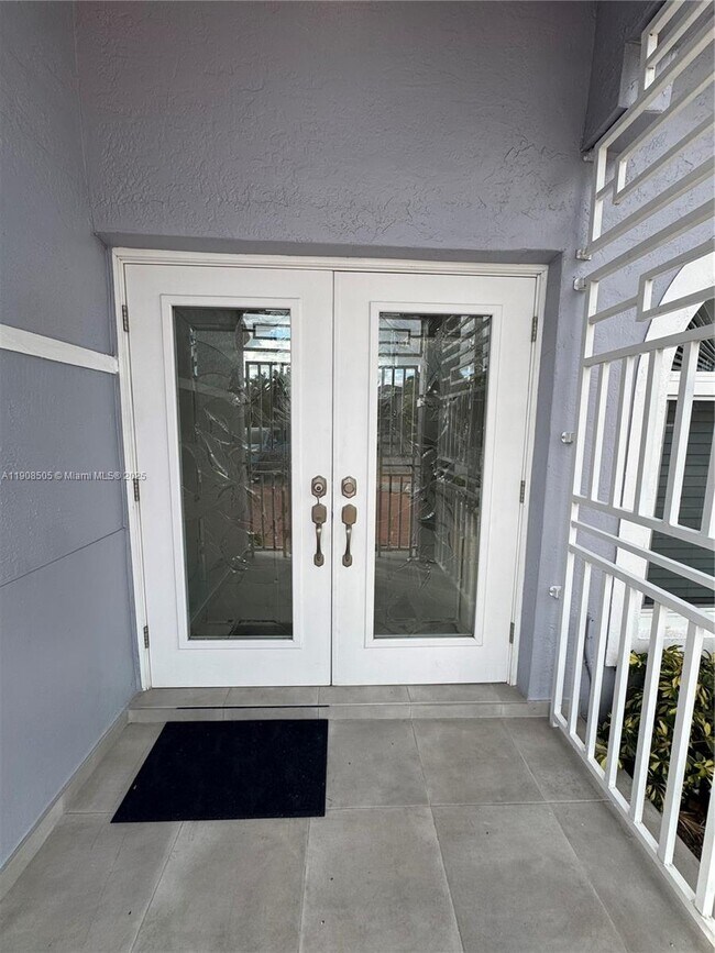 Building Photo - 8701 NW 109th Terrace