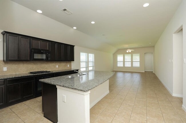 Building Photo - 4802 Elenas Bend Ct