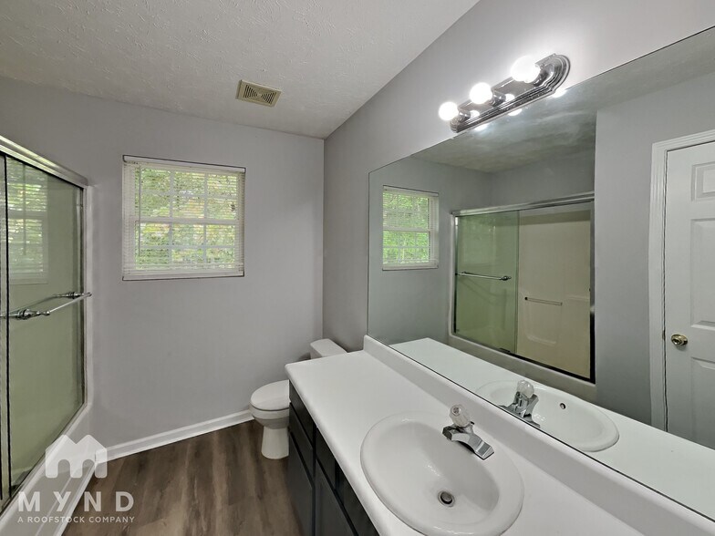 Building Photo - 5106 Bird Rd