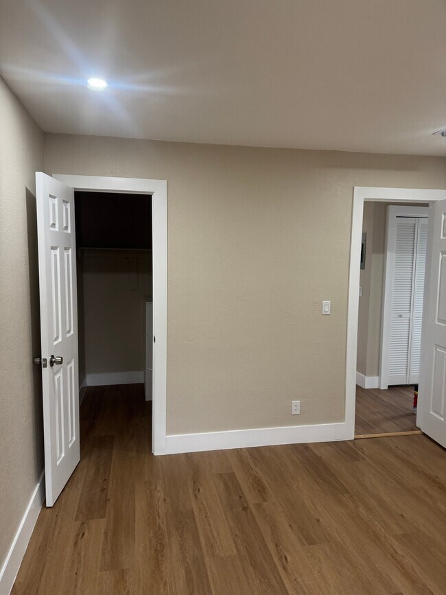 Building Photo - 2271 NW 52nd Ct