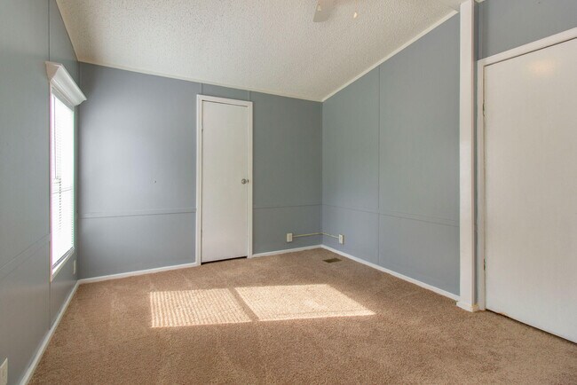 Building Photo - 5509 Cone Dr