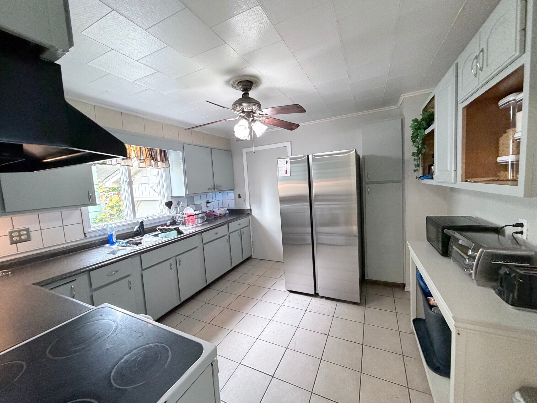 Building Photo - 1202 Churchill Ave