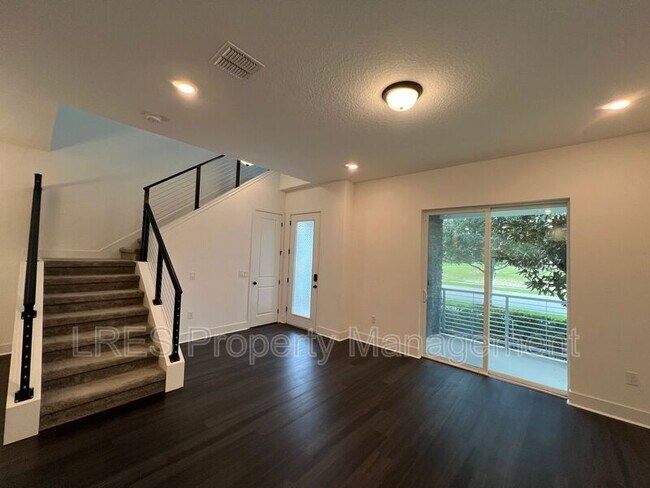 Building Photo - 10253 Austrina Oak Lp