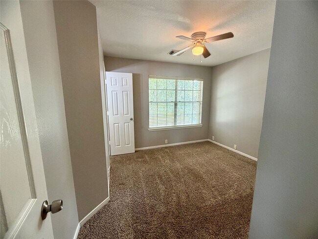 Building Photo - 635 Cypresswood Trce