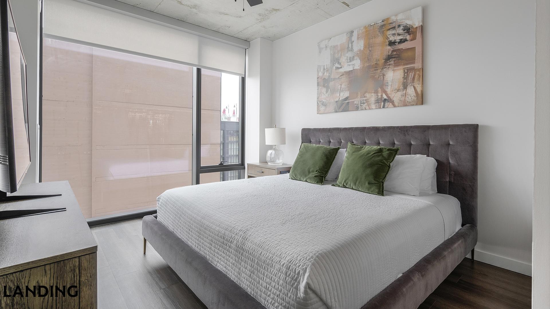 Building Photo - 2010 West End Ave