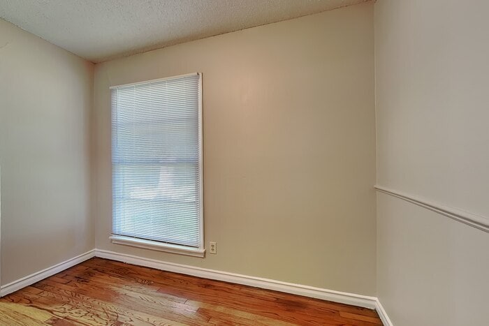 Building Photo - 11211 Ulloa Ln