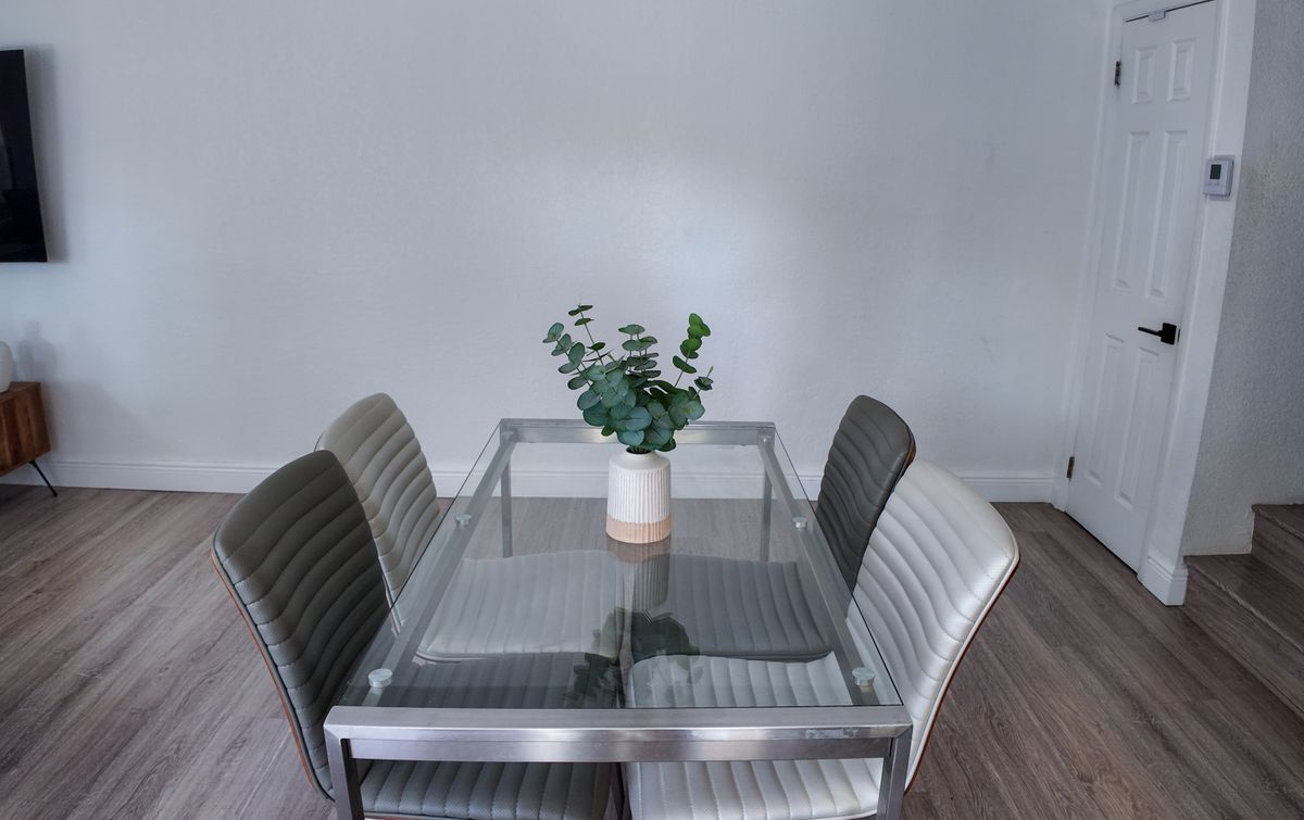 Building Photo - 8050 Severn Dr