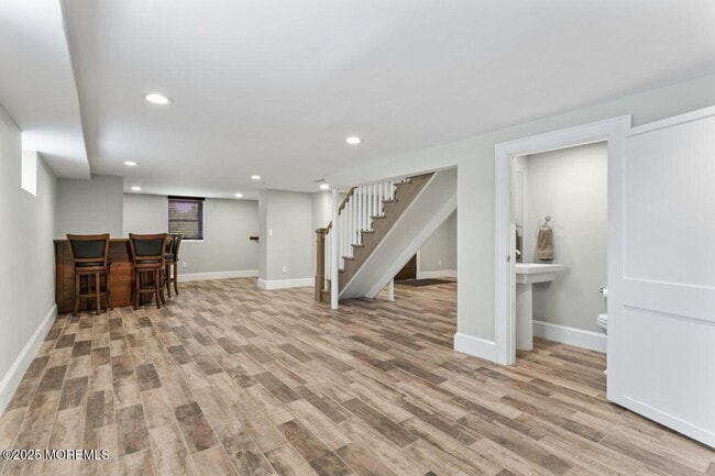 Building Photo - 553 Colts Neck Rd