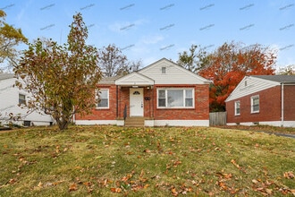 Building Photo - 3965 Ashby Rd