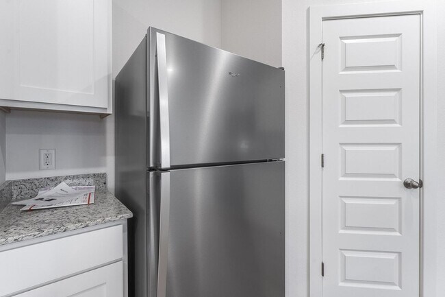 Building Photo - Beautiful New Construction Home – Ready for Immediate Move-In!