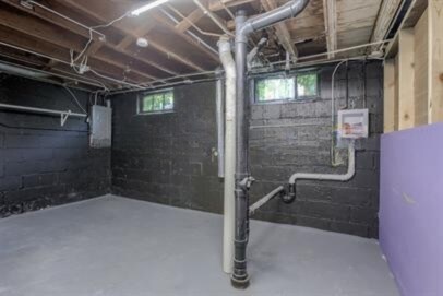 Building Photo - 4332 Fowler Ave
